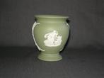 Wedgwood Jasperware groen, vaasjes, Ophalen of Verzenden