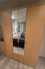 3 deurs kast net spiegel en 2 lades 195 hoog x 136 breed, Huis en Inrichting, Kasten | Kledingkasten, Gebruikt, 150 tot 200 cm