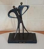 Sculptuur van Corry Ammerlaan, Stevige handdruk, 2003 Eneco, Ophalen of Verzenden