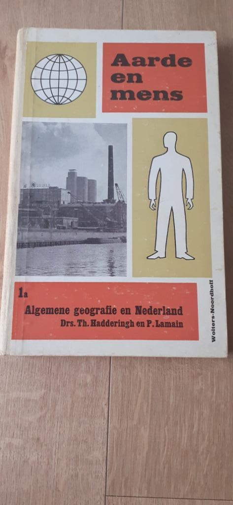 Aarde en Mens 1a Algemene geografie en Nederland !, Boeken, Schoolboeken, Gelezen, Overige niveaus, Ophalen of Verzenden