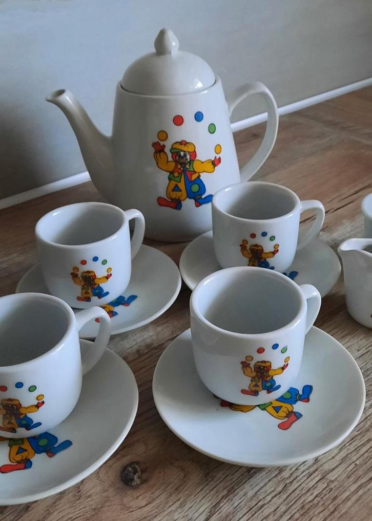 Vintage Kinderserviesje met Clown Design, Antiek en Kunst, Antiek | Servies compleet, Ophalen of Verzenden
