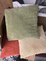 10 stuks kussens groen oranje creme €50 40x40 Cm, Ophalen of Verzenden