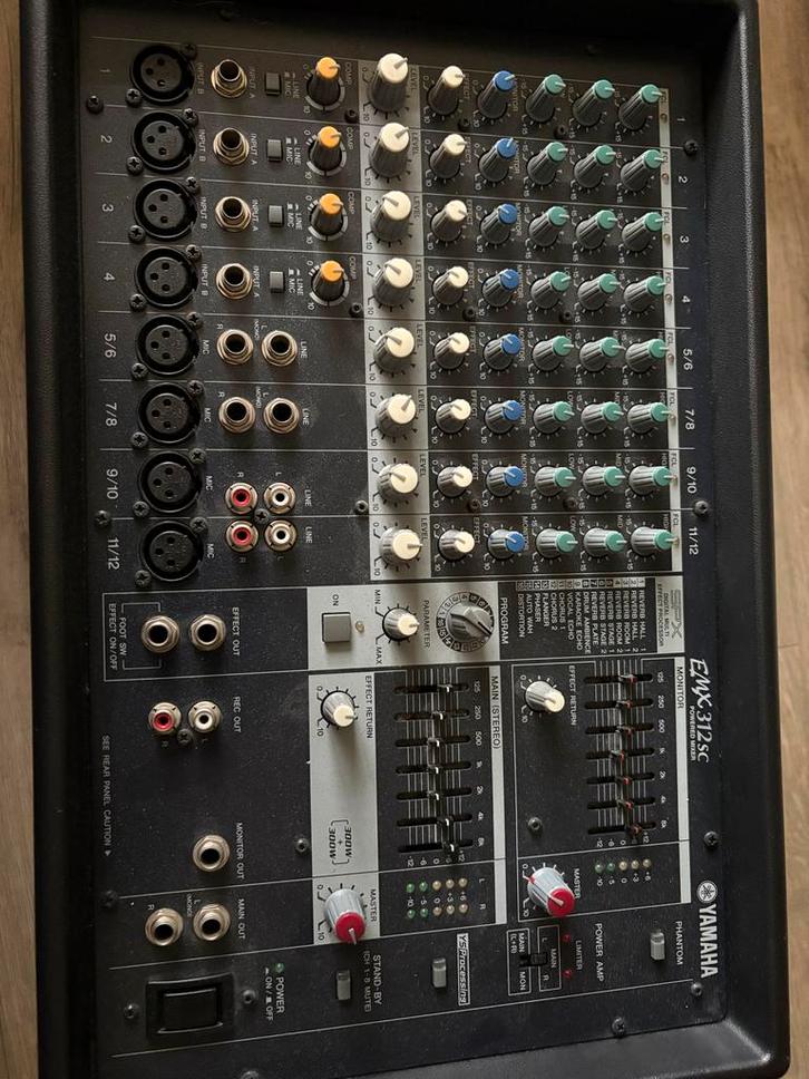 Yamaha EMX312sc Powermixer, Muziek en Instrumenten, Mengpanelen, Gebruikt, 5 tot 10 kanalen, Microfooningang, Ophalen
