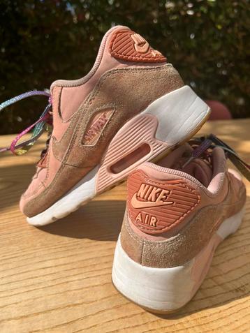 Nike Air MAX, roze, maat 33 beschikbaar voor biedingen