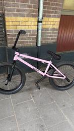 Mafiabikes Kush 2+ BMX 20” Pink – Zo Goed Als Nieuw, Fietsen en Brommers, Ophalen, 20 tot 24 inch, Zo goed als nieuw, Voetsteunen
