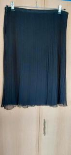 Zwarte plisé midi rok met onderrok InTown mt.44 nieuw, Kleding | Dames, Zwart, Maat 42/44 (L), Nieuw, Ophalen of Verzenden