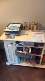 Witte kast, Ophalen, Zo goed als nieuw, Hout, Cd's