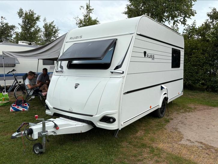 Caravelair 395 2022, Caravans en Kamperen, Caravans, Particulier, tot en met 3, 1000 - 1250 kg, Treinzit, Caravelair, Dwarsbed