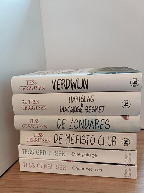 7 x Tess Gerritsen, Boeken, Thrillers, Gelezen, Nederland, Ophalen of Verzenden