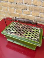 Gietijzeren stoof en 2 broodtrommels, Antiek en Kunst, Curiosa en Brocante, Ophalen of Verzenden