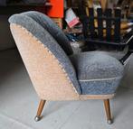 Vintage two-tone cocktail stoeltje., Huis en Inrichting, Stoelen, Ophalen, Gebruikt, Overige kleuren, Eén