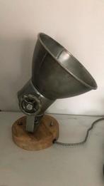 Spotje, lamp, stoer, industrieel, metaal, plafondlamp, Ophalen of Verzenden, Zo goed als nieuw, Metaal, Minder dan 50 cm