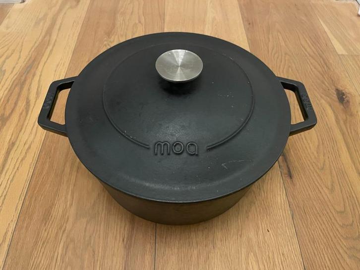 Gietijzeren Braadpan / Cast Iron Casserole, Witgoed en Apparatuur, Frituurpannen, Gebruikt, 4 liter of meer, Ophalen of Verzenden