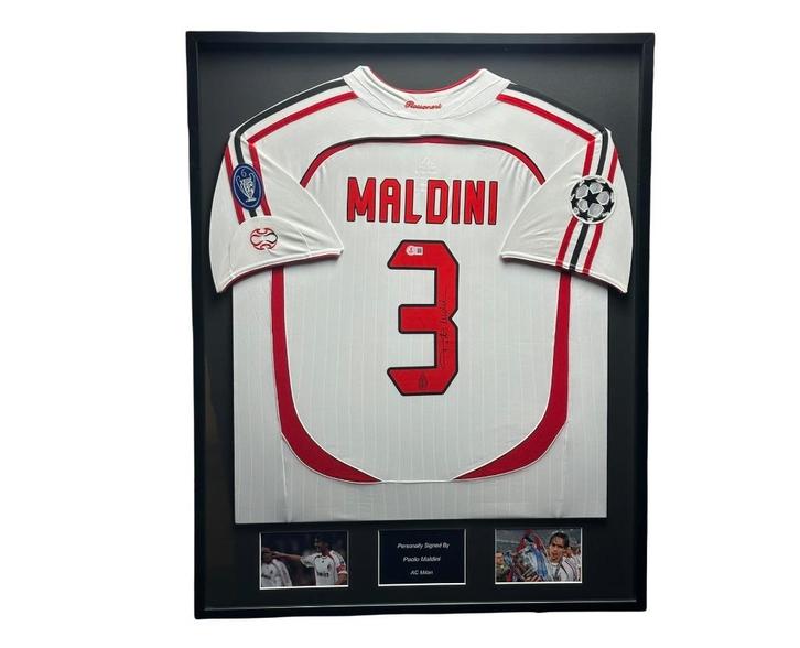 Paolo Maldini AC Milan 06/07 gesigneerd ingelijst uit shirt, Verzamelen, Sportartikelen en Voetbal, Nieuw, Shirt, Buitenlandse clubs