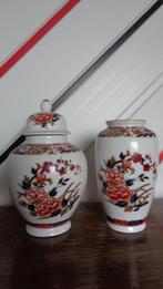 Twee Chinese vaasjes, Antiek en Kunst, Ophalen