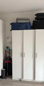 IKEA Kledingkast - 3 Deurs, Huis en Inrichting, Kasten | Kledingkasten, Kunststof, Ophalen of Verzenden, Zo goed als nieuw, 150 tot 200 cm