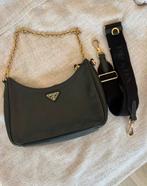 Prada re edition 2005 leer, Sieraden, Tassen en Uiterlijk, Tassen | Damestassen, Ophalen of Verzenden, Zo goed als nieuw, Zwart