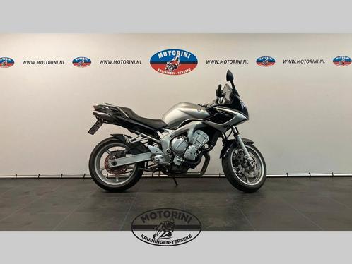 YAMAHA FZS 600 FAZER (bj 2004), Motoren, Motoren | Yamaha, Sport, meer dan 35 kW, 4 cilinders, Motorrijbewijs A