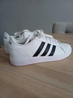 Adidas sneakers , wit/zwart maat 44, Ophalen, Wit, Adidas, Sneakers of Gympen