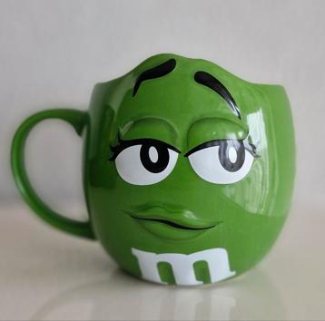 M&M Beker Groen beschikbaar voor biedingen