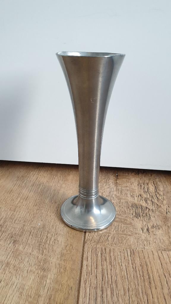 Antiek tin / pewter vaasje, Ophalen of Verzenden