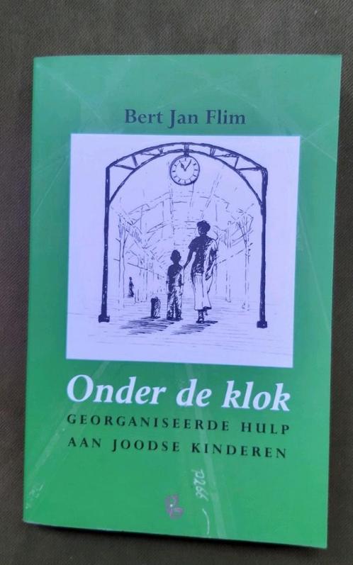Bert-Jan Flim - Onder de klok, Boeken, Geschiedenis | Wereld, Zo goed als nieuw, Europa, 20e eeuw of later, Ophalen of Verzenden
