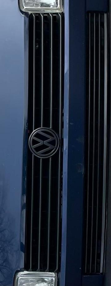VW T4 grill VW logo zwart Volkswagen Transporter beschikbaar voor biedingen
