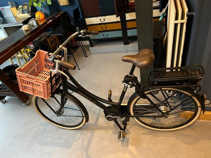 Cortina E-U4 Solid D61 Black Matt RB7 ActiveLine MM, Fietsen en Brommers, Elektrische fietsen, Zo goed als nieuw, Cortina, 59 cm of meer