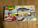 Duplo Racewagens 10947, Kinderen en Baby's, Speelgoed | Duplo en Lego, Ophalen of Verzenden, Zo goed als nieuw, Duplo