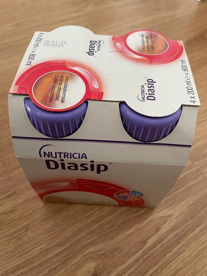 Diasip Dieetvoeding Nutricia Chocola 24 Flesjes 200 ml, Sieraden, Tassen en Uiterlijk, Uiterlijk | Dieet en Afvallen, Nieuw, Drank
