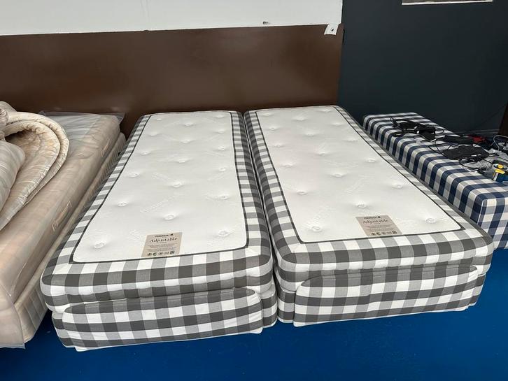 Hastens Elektrische Boxspring 180x210 2xMedıum, Antiek en Kunst, Antiek | Meubels | Stoelen en Banken, Ophalen