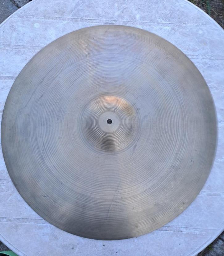 vintage 60s Avedis Zildjian 22 inch 3500 gram ride bekken, Muziek en Instrumenten, Instrumenten | Onderdelen, Gebruikt, Drums of Percussie