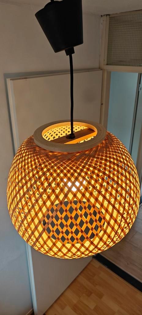 Gevlochten Bamboe Jysk SIGVARD Hanglamp, Huis en Inrichting, Lampen | Hanglampen, Gebruikt, Minder dan 50 cm, Hout, Overige materialen