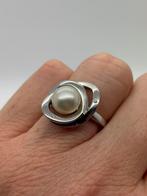 Z426 Prachtige zilveren ring met parel maat 18, Sieraden, Tassen en Uiterlijk, Ringen, 18 tot 19, Ophalen of Verzenden, X, Dame