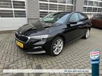 SKODA Scala 1.0 TSI Greentech 110pk Business Edition, ZEER V, Auto's, Skoda, Voorwielaandrijving, Gebruikt, 610 kg, Zwart