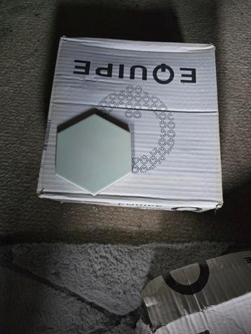 Equipe mat mint groene zeshoek tegels - 1.5 doos beschikbaar voor biedingen