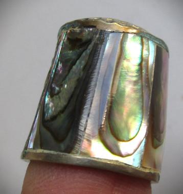 Vingerhoedjes~Parelmoer~Schelp~Vingerhoed~Zilver kleur beschikbaar voor biedingen