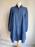 moves jurk maat 38 blauw denim jurkje, Kleding | Dames, Maat 38/40 (M), Moves, Zo goed als nieuw, Knielengte