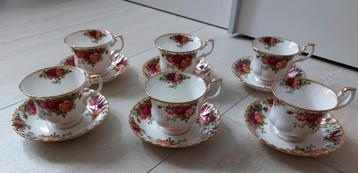 Royal Albert Heren kop en schotel old country roses beschikbaar voor biedingen