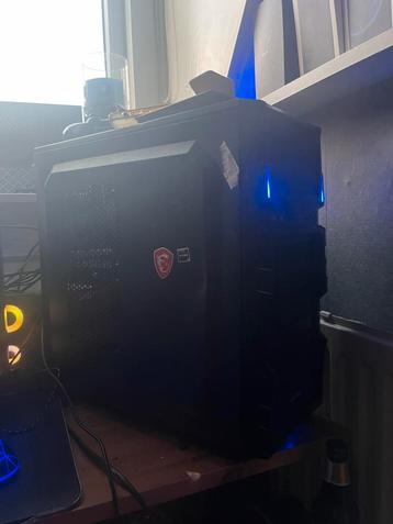 Game pc beschikbaar voor biedingen