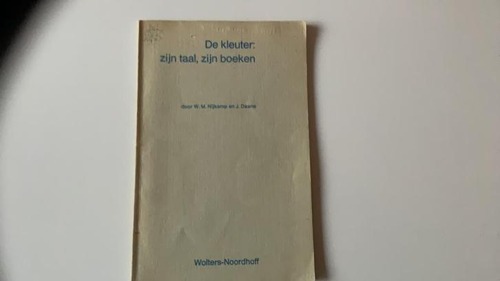 De kleuter, zijn taal, zijn boeken door W.M.Nijkamp, Boeken, Schoolboeken, Gelezen, Overige vakken, Overige niveaus, Ophalen of Verzenden