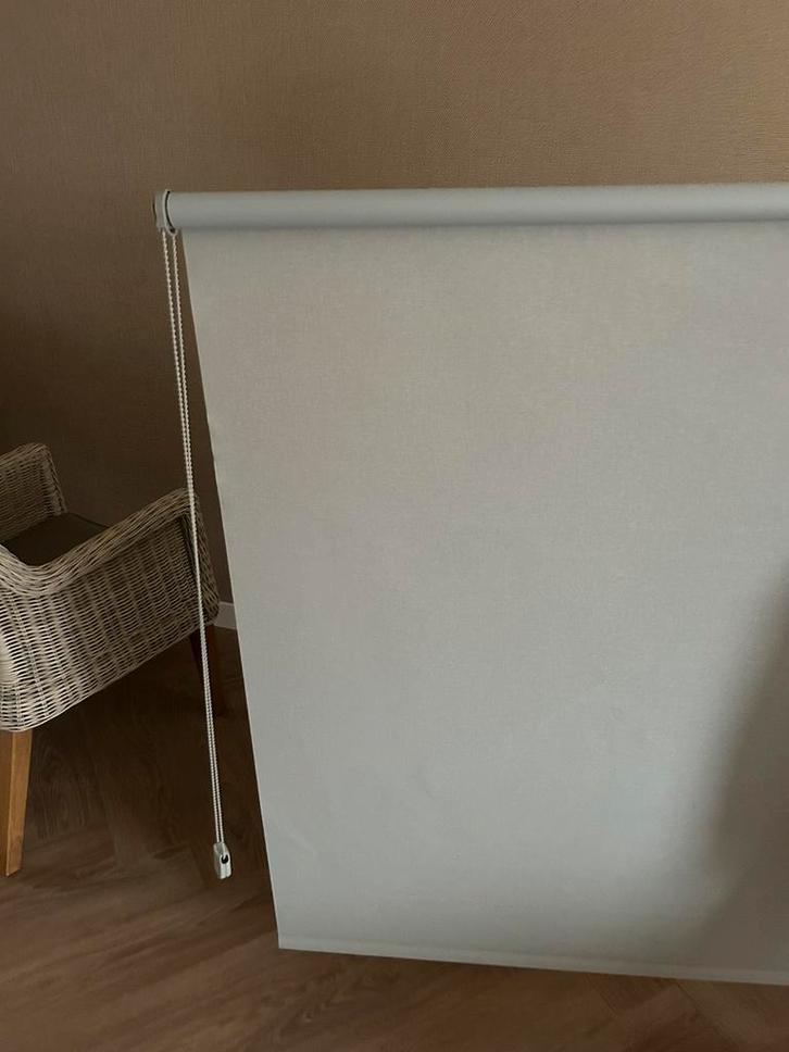 Rolgordijn verduisterend, Huis en Inrichting, Stoffering | Gordijnen en Lamellen, Zo goed als nieuw, 150 tot 200 cm, Ophalen