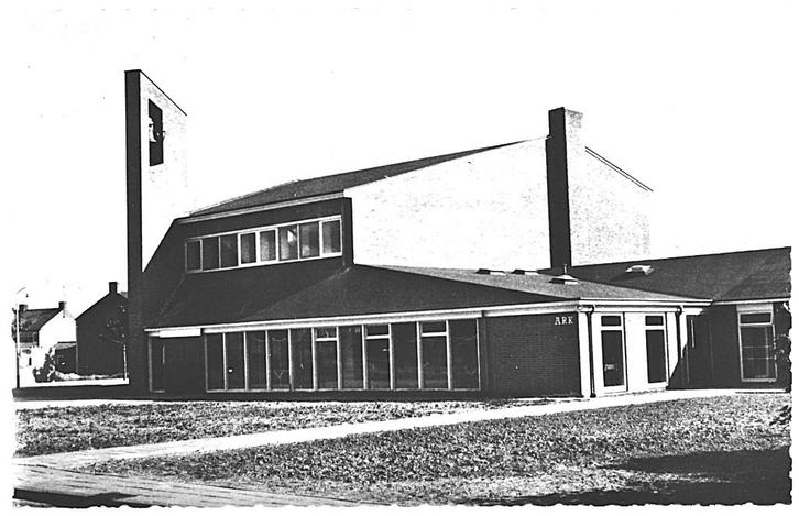 700383 _Sluiskil Zeeland jr 60 70 Ned herv Kerk Nette oude k, Verzamelen, Ansichtkaarten | Nederland, Ongelopen, Zeeland, 1960 tot 1980