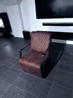 Cognac kleurige eco-leren stoel - Stijlvol en comfortabel, Ophalen, Minder dan 75 cm, Leer, Zo goed als nieuw