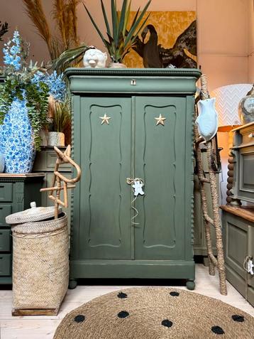 Biedermeier meidenkast linnenkast servieskast vintage groen beschikbaar voor biedingen