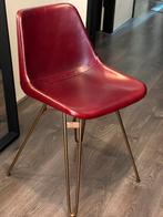 For Sale: Black Desk + 2 Designer Burgundy Chairs, Huis en Inrichting, Ophalen, Zo goed als nieuw, Zwart, Drie