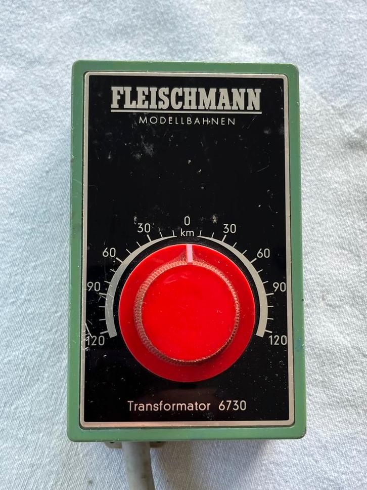 Fleischmann 6730 14V transformator, Hobby en Vrije tijd, Modeltreinen | H0, Gebruikt, Transformator of Voeding, Gelijkstroom, Fleischmann