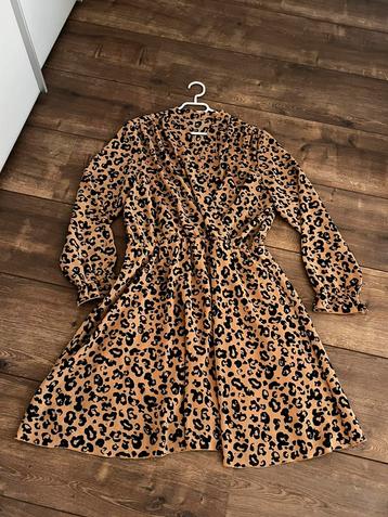 ZGAN! Mooie panter print jurk van Vero Moda maat XL! beschikbaar voor biedingen