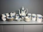 60-delig Royal Albert “Moonlight Rose” servies, Antiek en Kunst, Antiek | Servies compleet, Ophalen of Verzenden