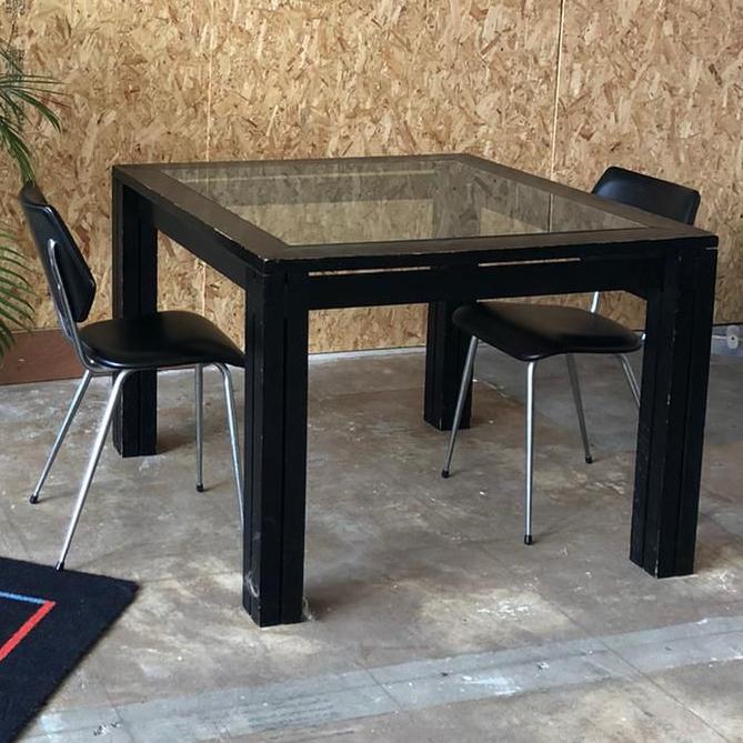 Unieke zwarte tafel met draadglas, Huis en Inrichting, Tafels | Salontafels, Gebruikt, 75 cm of meer, 100 tot 150 cm, 100 tot 150 cm